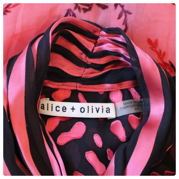 ALICE + OLIVIA Jeannie Tie Neck Blouse - Picture 10 of 12